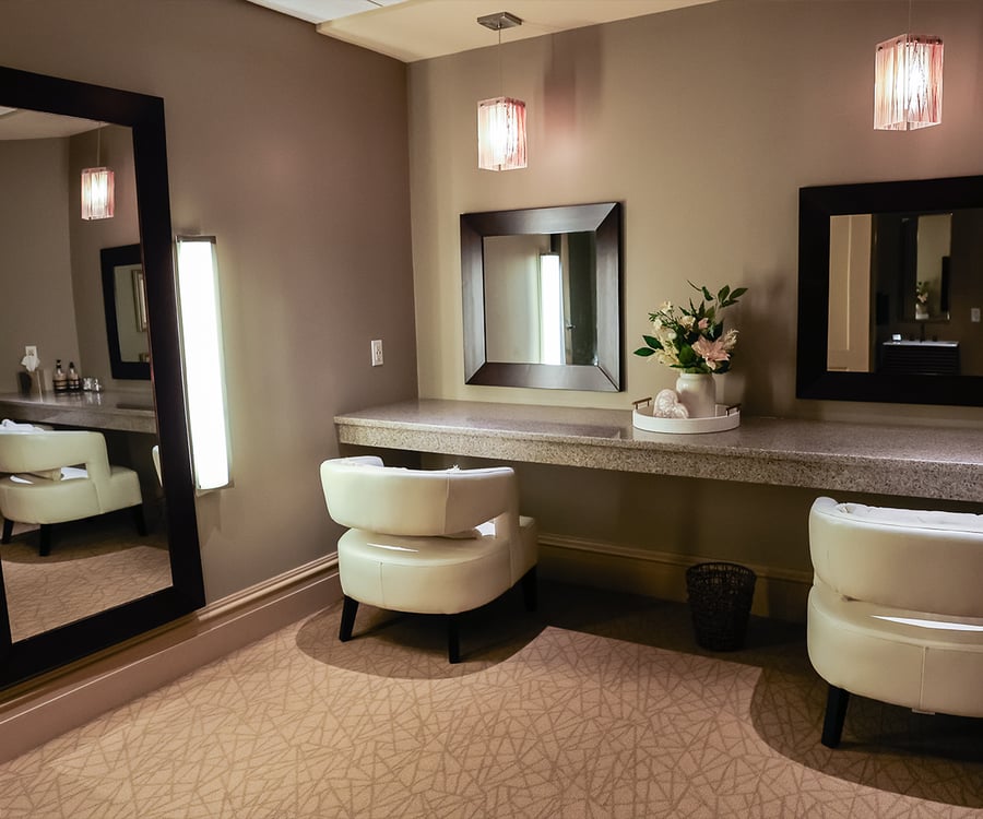Get ready room - Miraval Gardens by Wedgewood Weddings